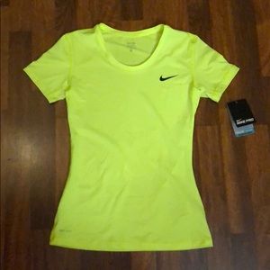 Women’s Nike Pro shirt
